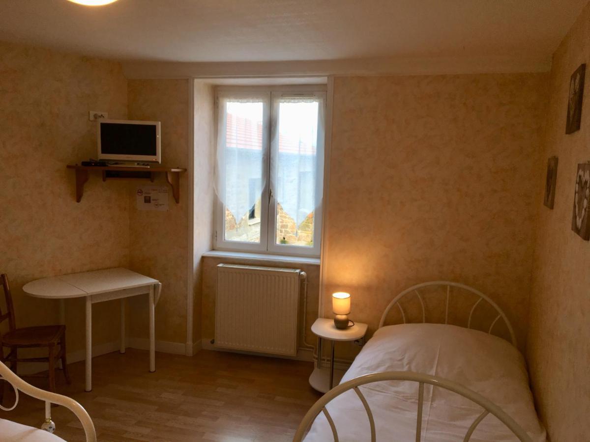 Auberge Des Petits Ξενοδοχείο Saint-Igny-de-Vers Εξωτερικό φωτογραφία